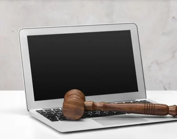 فوائد التحكيم الإلكتروني في العصر الرقمي